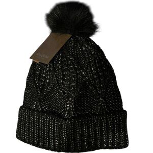 Black Knit Pom-Pom Beanie